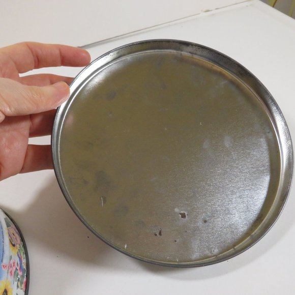 Gardening Rabbits Metal Tin Judith Ann Griffith 90's Sunflowers Birdhouse Family - Picture 7 of 8